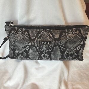 Tumi Just-In-Case tote nylon leopard print